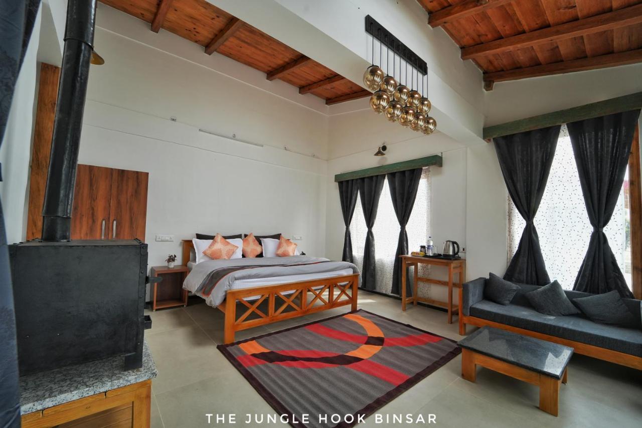 The Jungle Hook Binsar Hotel Алмора Екстериор снимка