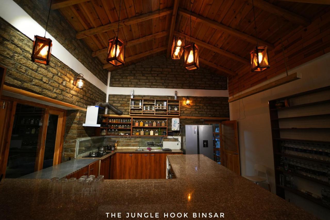 The Jungle Hook Binsar Hotel Алмора Екстериор снимка