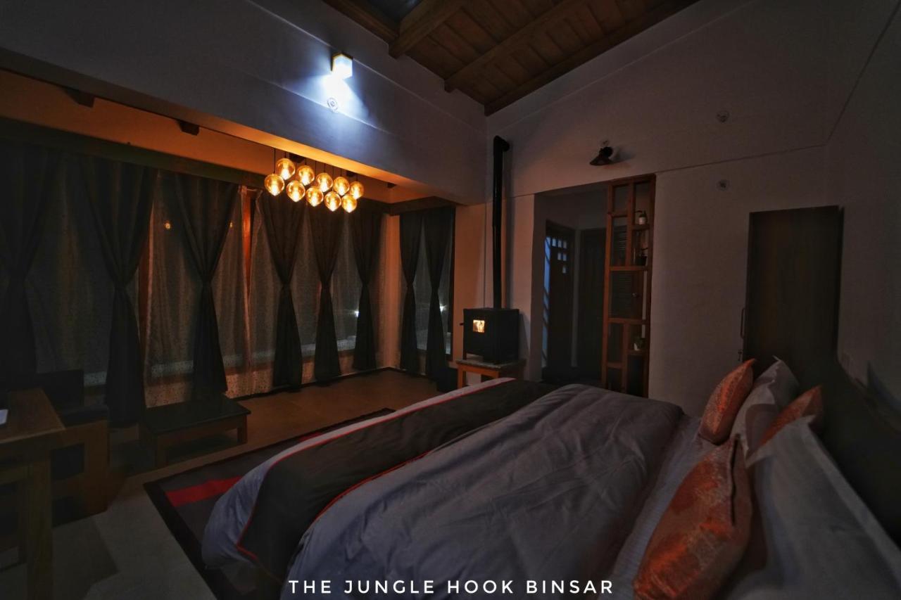 The Jungle Hook Binsar Hotel Алмора Екстериор снимка