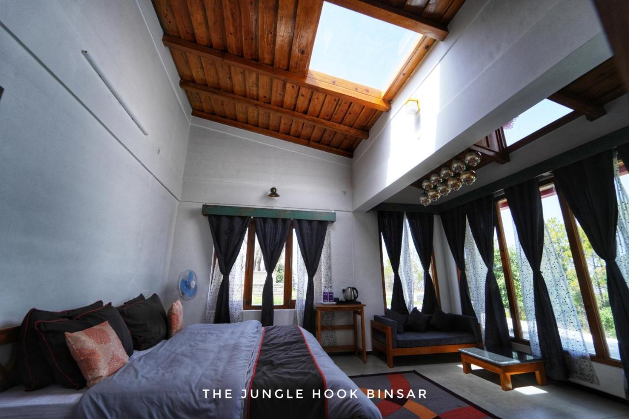 The Jungle Hook Binsar Hotel Алмора Екстериор снимка