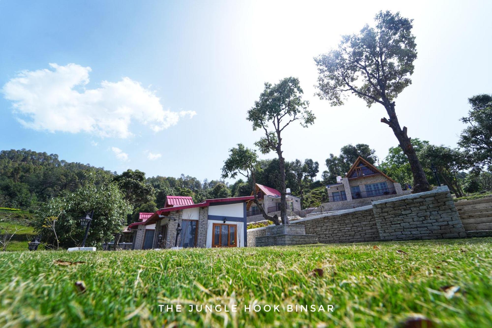 The Jungle Hook Binsar Hotel Алмора Екстериор снимка